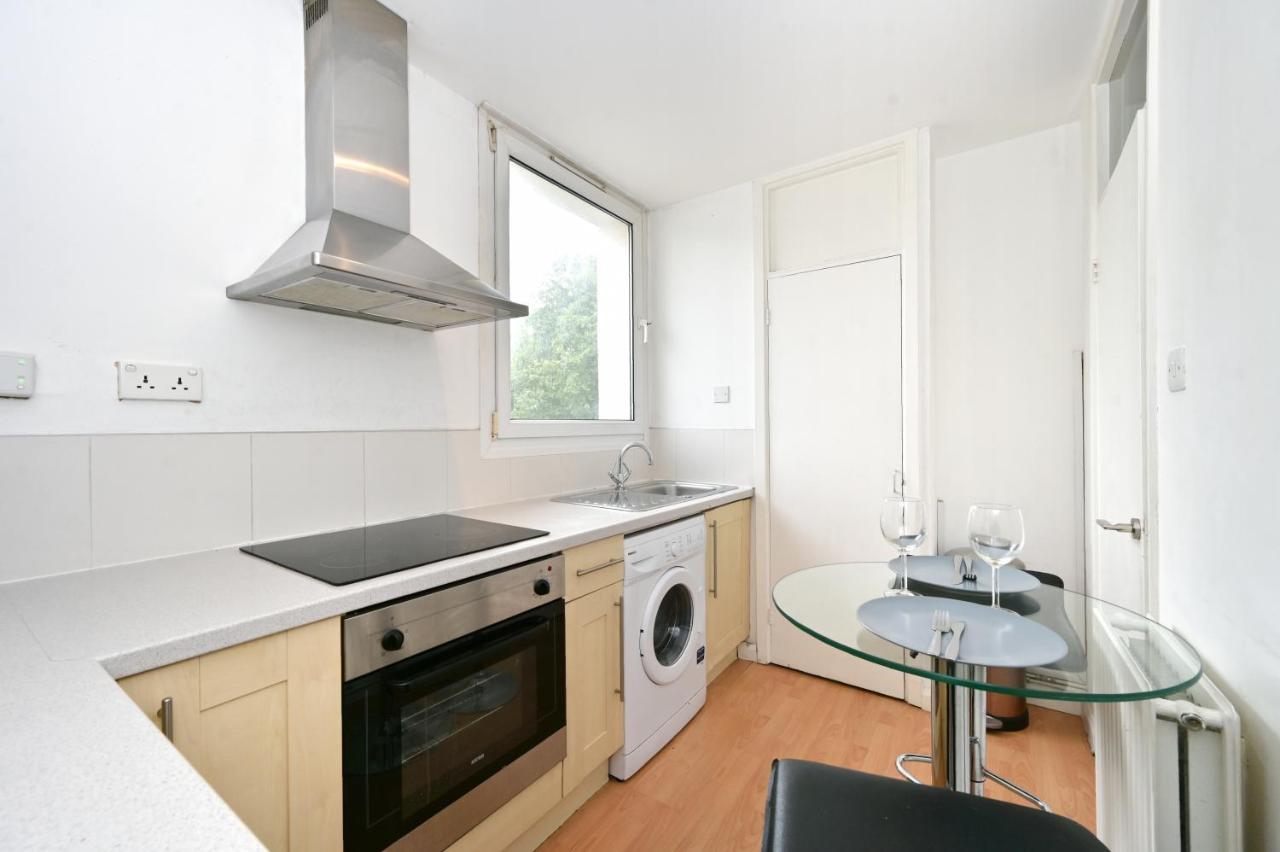 לונדון Nice Apartment - Great Portland St, Regents Pk, Euston מראה חיצוני תמונה