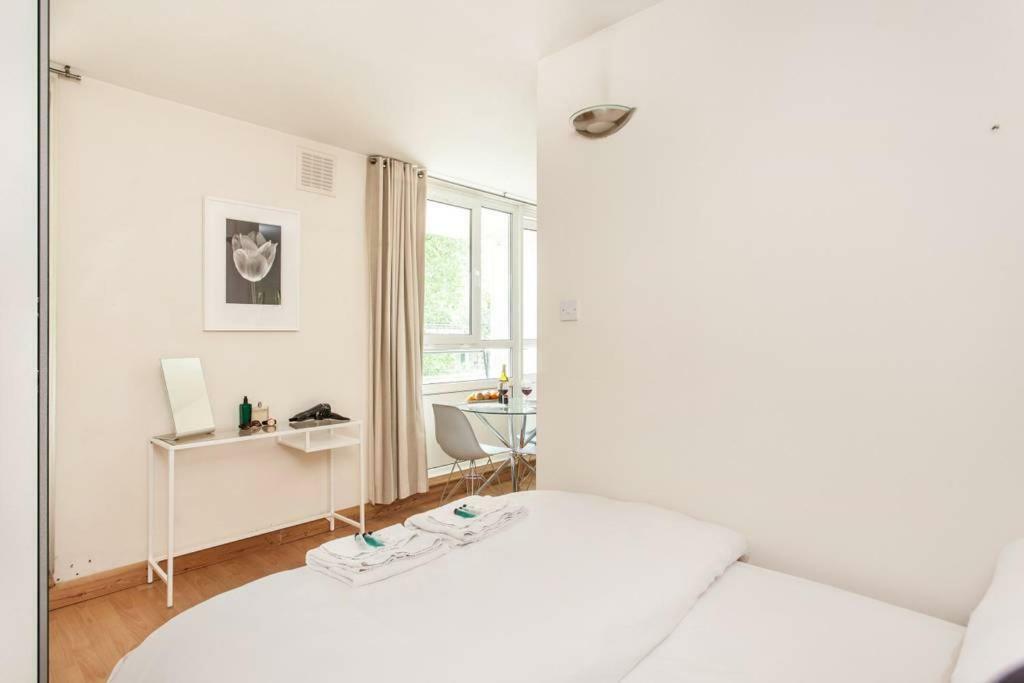 לונדון Nice Apartment - Great Portland St, Regents Pk, Euston מראה חיצוני תמונה